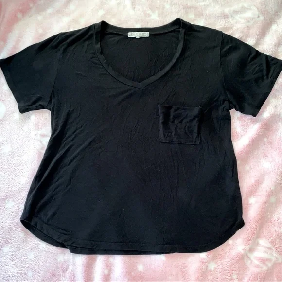 🪵 Joah Brown | Classic V Pocket Tee - Picture 3 of 6